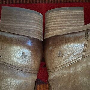 Frye boots, brown, short